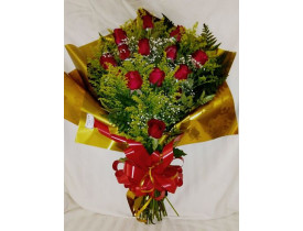 Buquê Europeu com 12 Rosas Vermelhas 