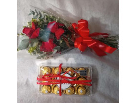 Mini buquê  03 rosas e Ferrero Roche